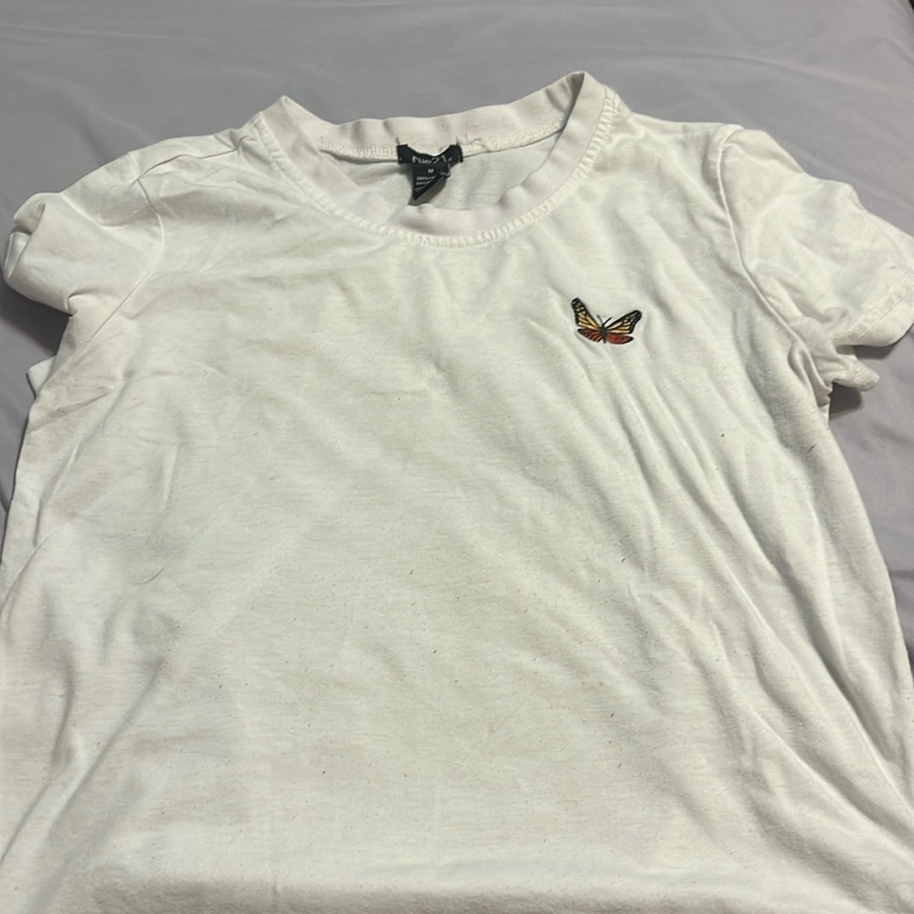 BUNDLE OF WOMENS TANKTOP AND TSHIRTS